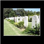 Kranji War Cemetery-09.JPG